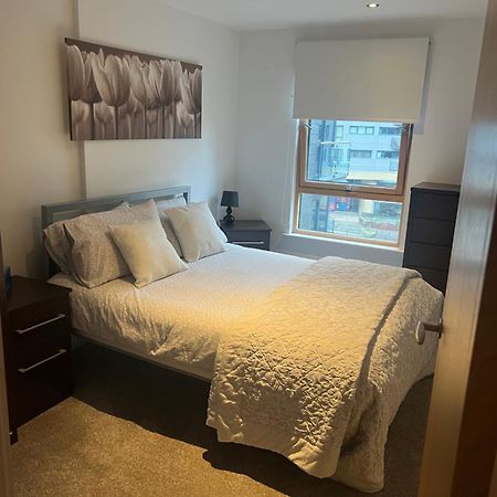 Clarance Docks Apartment Leeds  Eksteriør bilde