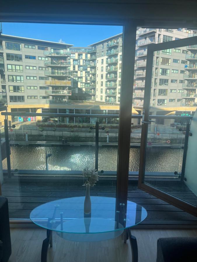 Clarance Docks Apartment Leeds  Eksteriør bilde
